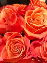 Load image into Gallery viewer, 0475 Orange Roses
