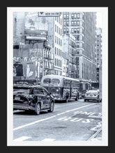 Load image into Gallery viewer, 0191 Vintage Bus