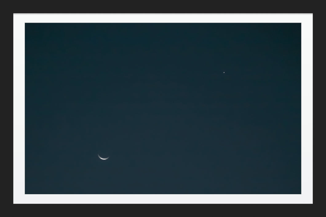 0557 Moon and Venus