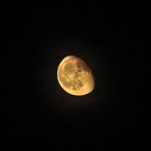 Load image into Gallery viewer, 0540 Gibbous Corn Moon