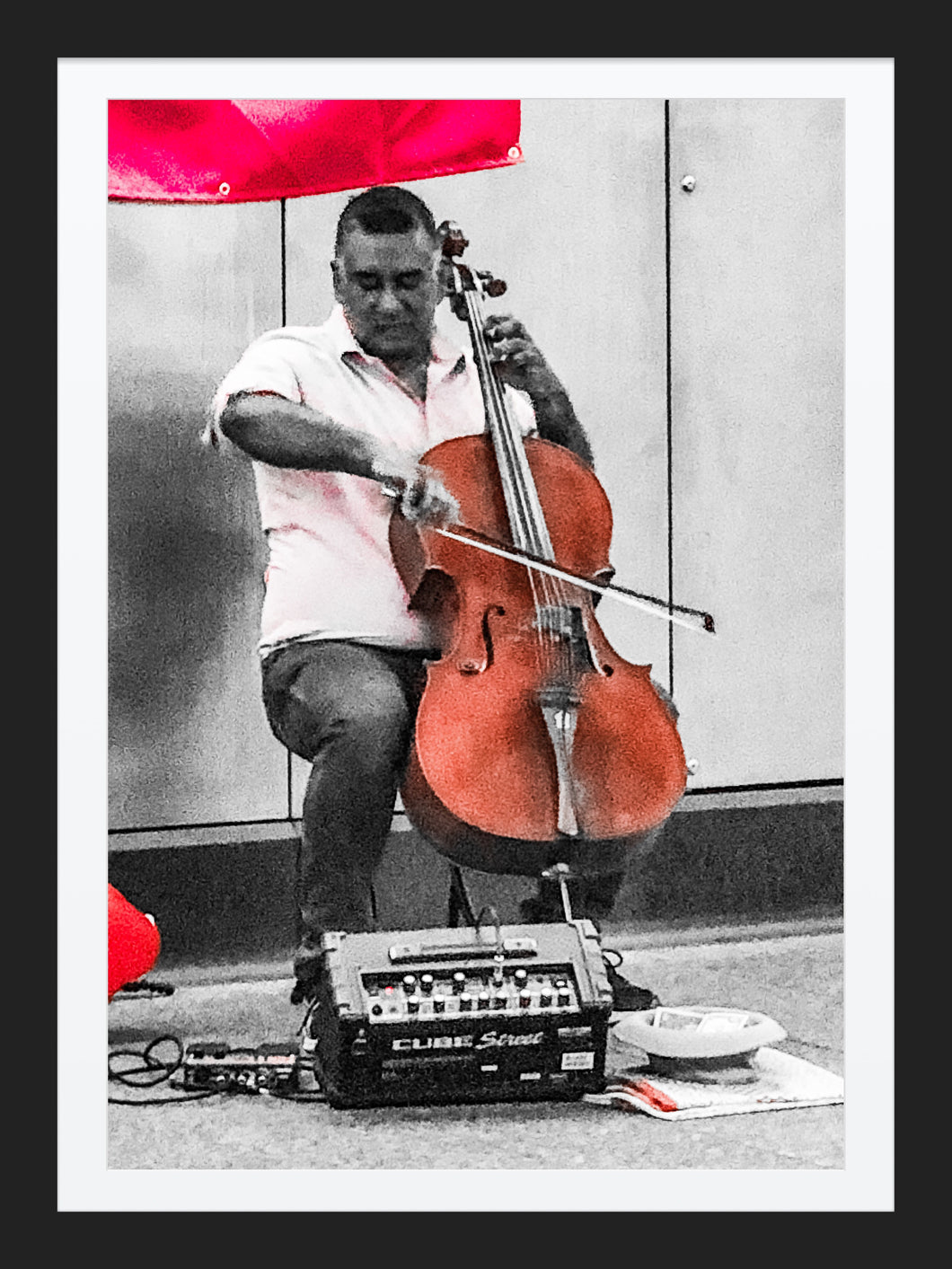 0303 Cellist