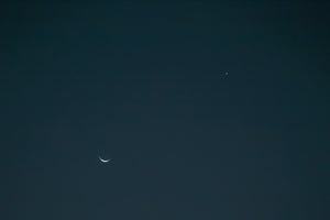 0557 Moon and Venus